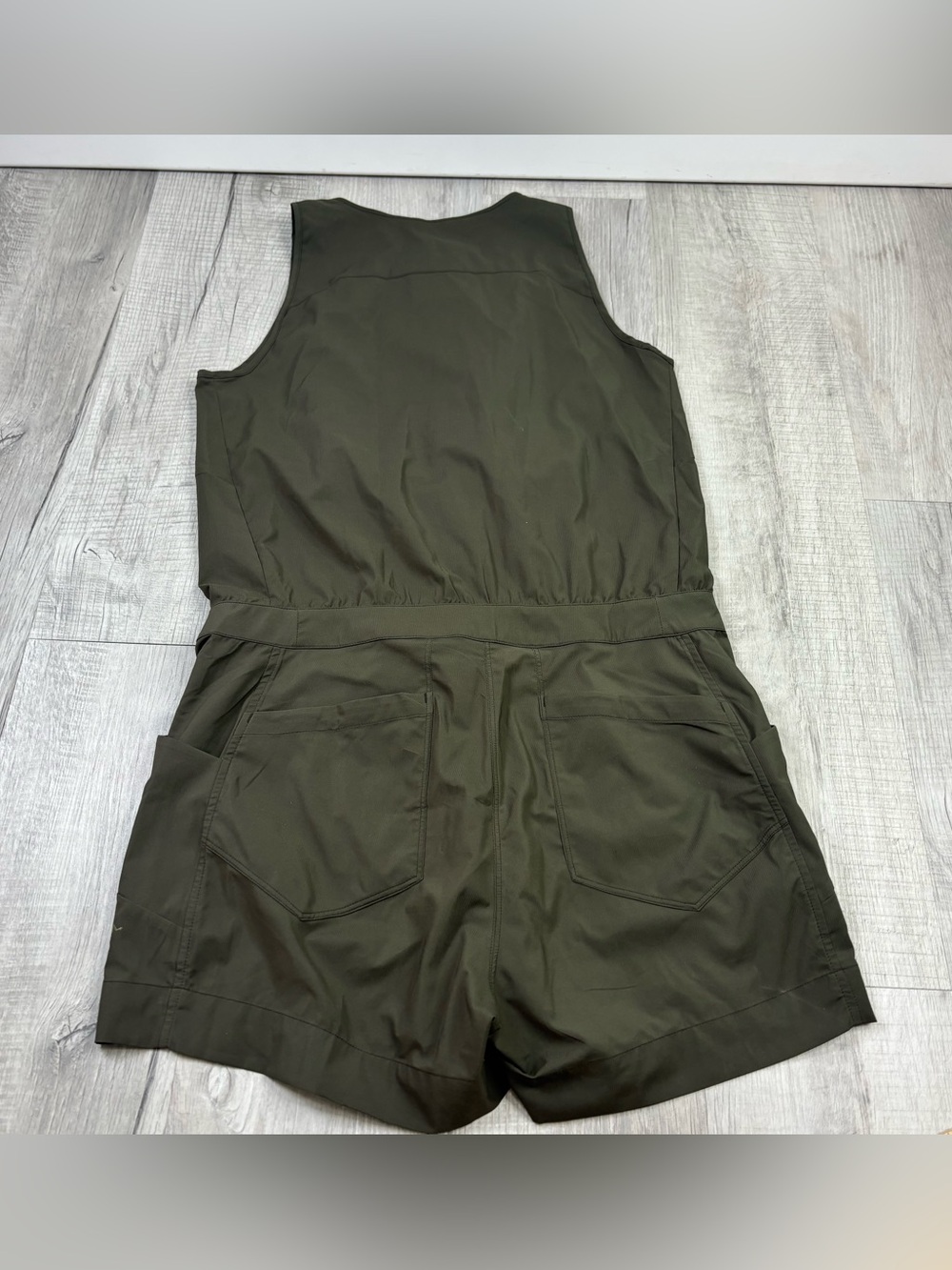 Arc'tery Kyla Romper Olive Green Size 10 - Picture 8 of 9